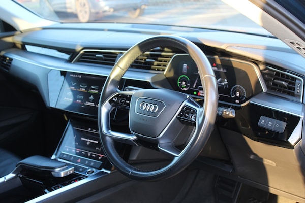 Used Audi e-tron 2021 for sale - 73627650: Photo 12