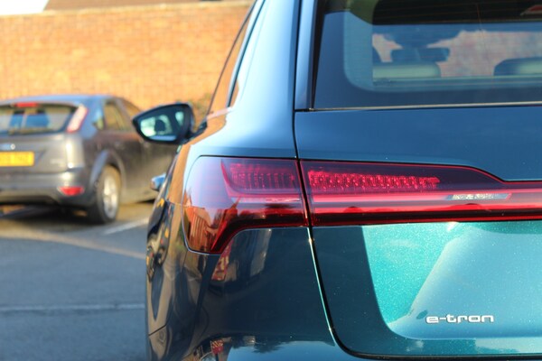 Used Audi e-tron 2021 for sale - 73627650: Photo 22