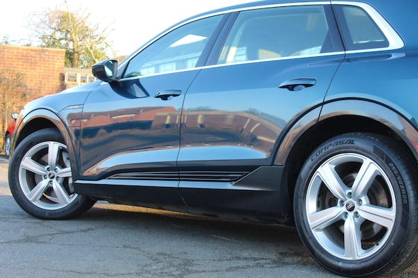 Used Audi e-tron 2021 for sale - 73627650: Photo 28