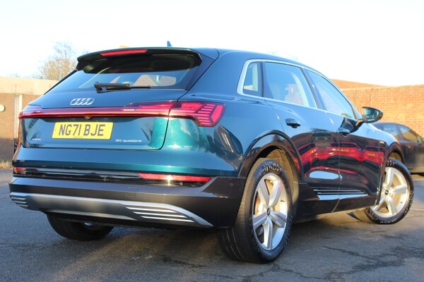 Used Audi e-tron 2021 for sale - 73627650: Photo 4