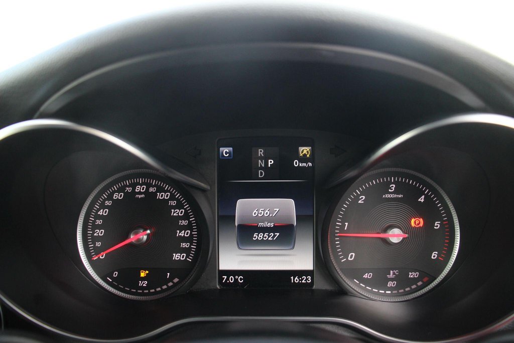 Used Mercedes-Benz GLC 2018 for sale - 78162035: Photo 44