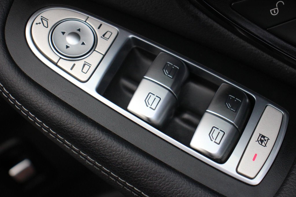 Used Mercedes-Benz GLC 2018 for sale - 78162035: Photo 49