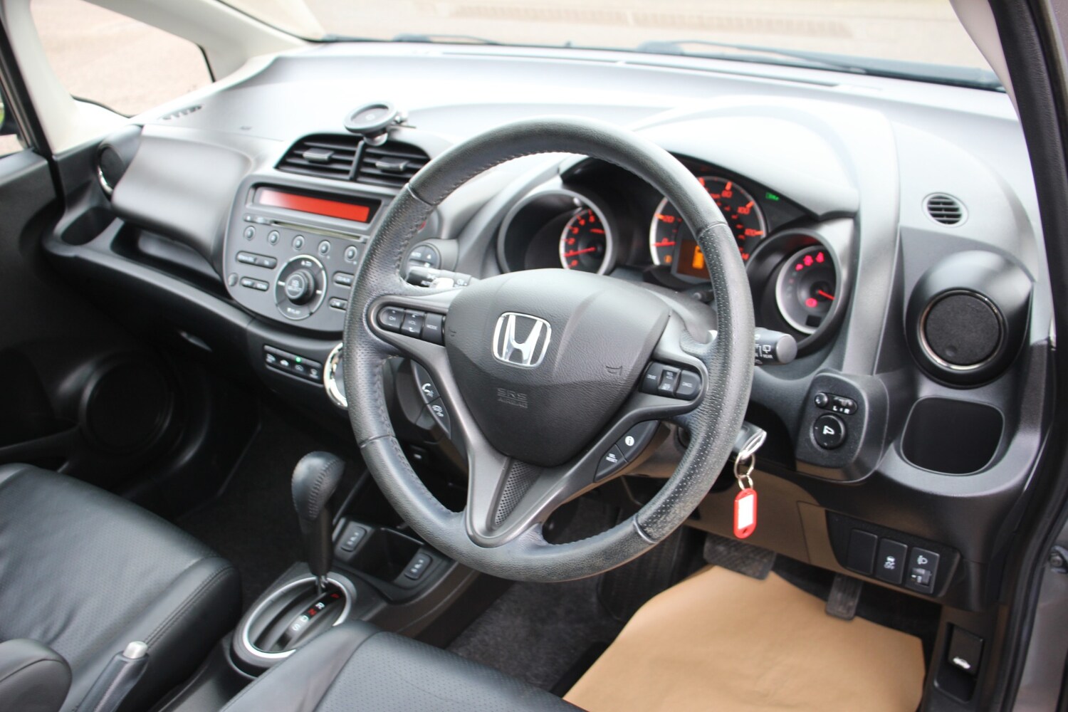 Used Honda Jazz 2012 for sale - 77023504: Photo 33
