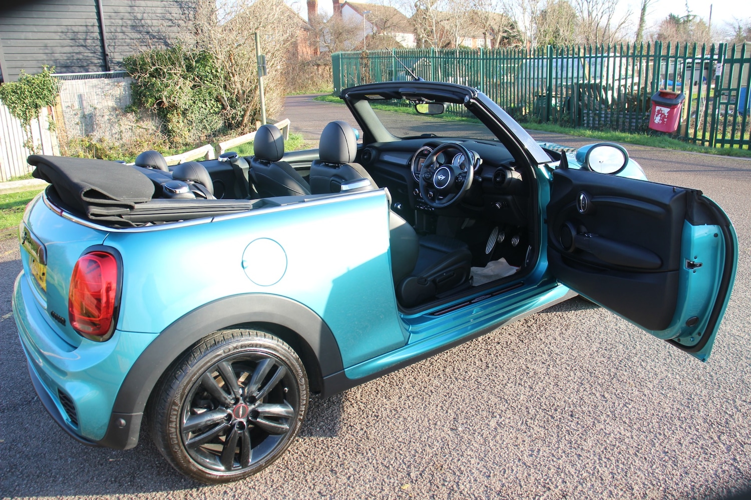 Used MINI Convertible 2020 for sale - 76921983: Photo 15