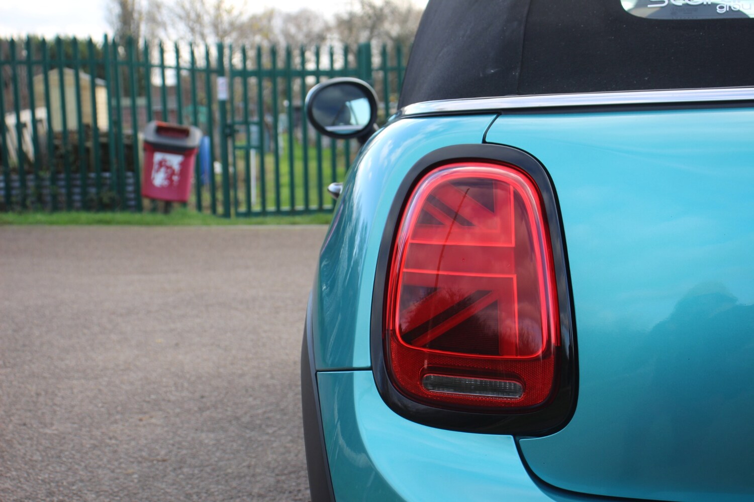 Used MINI Convertible 2020 for sale - 76921983: Photo 18