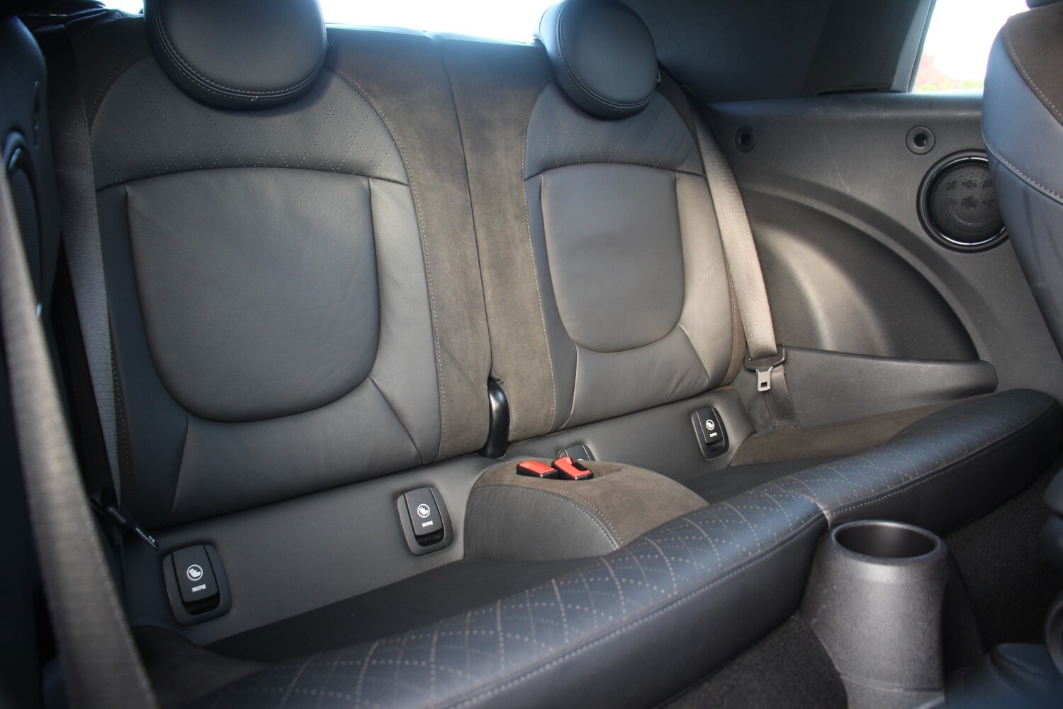 Used MINI Convertible 2020 for sale - 76921983: Photo 34