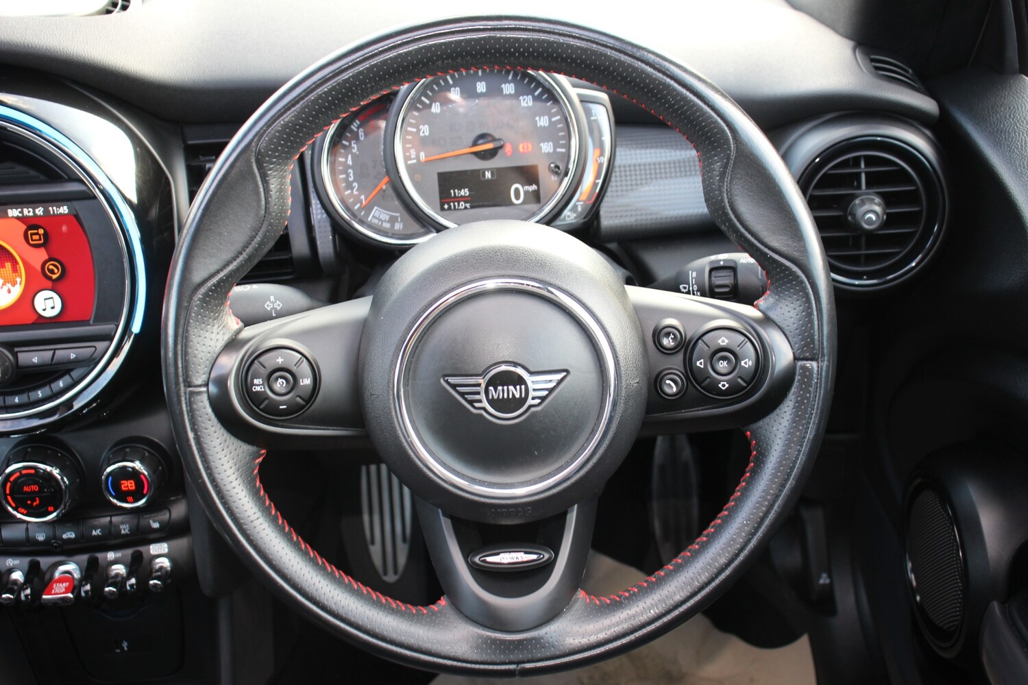 Used MINI Convertible 2020 for sale - 76921983: Photo 37