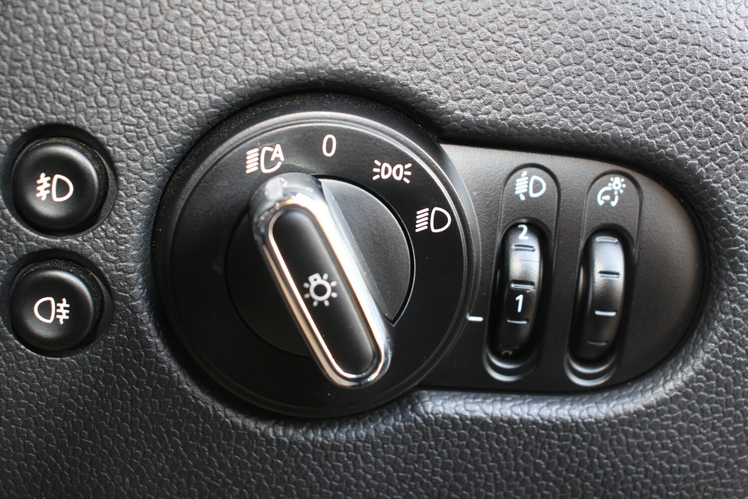 Used MINI Convertible 2020 for sale - 76921983: Photo 40