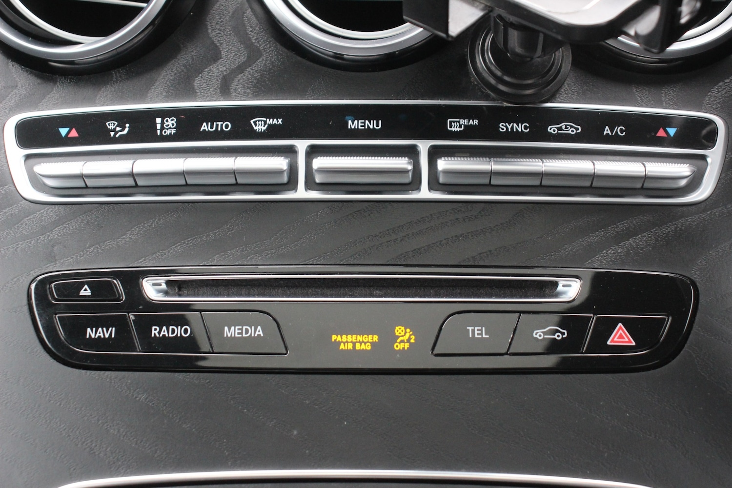 Used Mercedes-Benz GLC 2019 for sale - 77446946: Photo 45