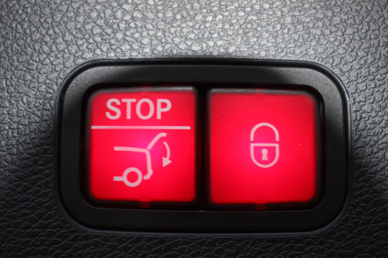 Used Mercedes-Benz EQC 2021 for sale - 77208772: Photo 65