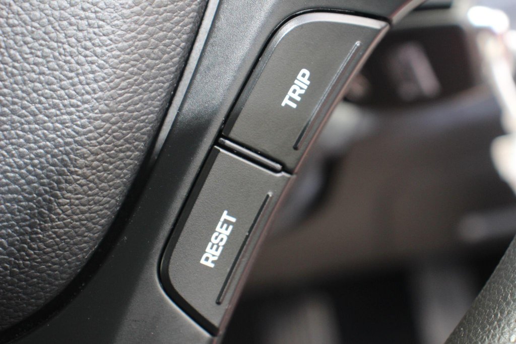 Used Hyundai i10 2017 for sale - 78162032: Photo 40