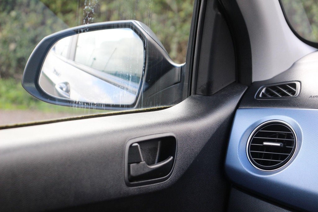 Used Hyundai i10 2017 for sale - 78162032: Photo 45