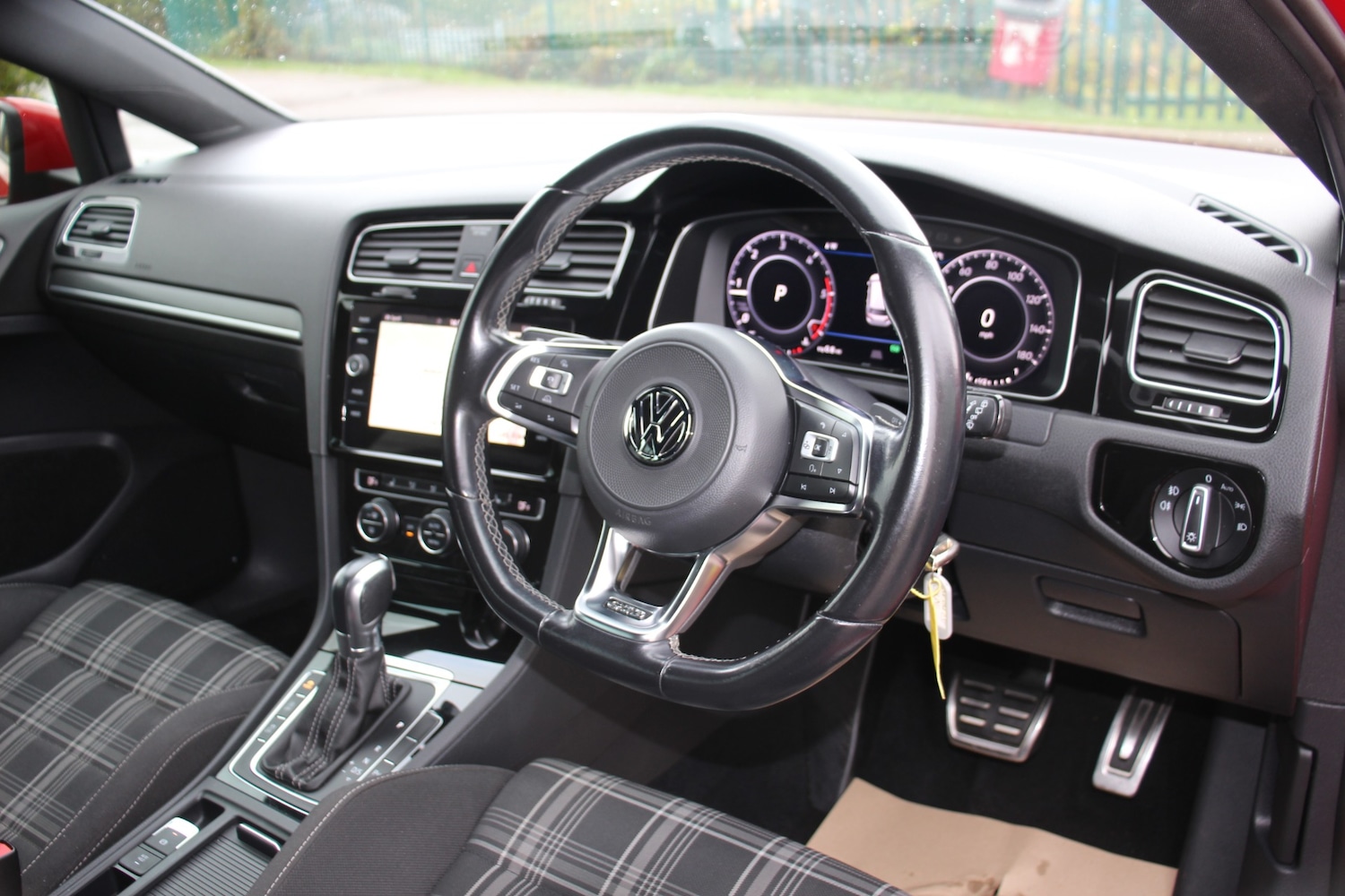 Used Volkswagen Golf 2018 for sale - 76311443: Photo 27
