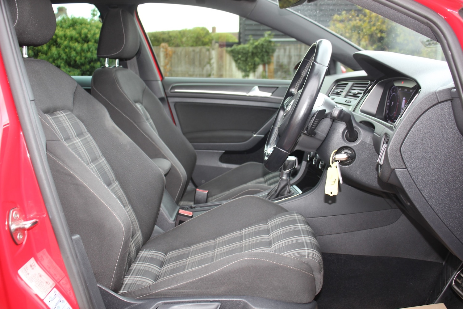 Used Volkswagen Golf 2018 for sale - 76311443: Photo 28