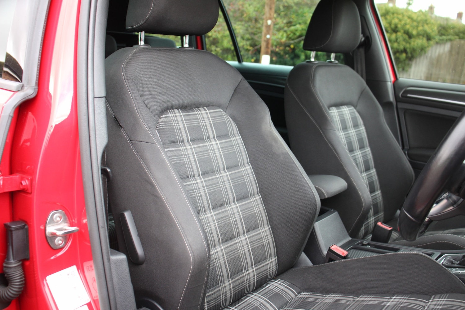 Used Volkswagen Golf 2018 for sale - 76311443: Photo 29