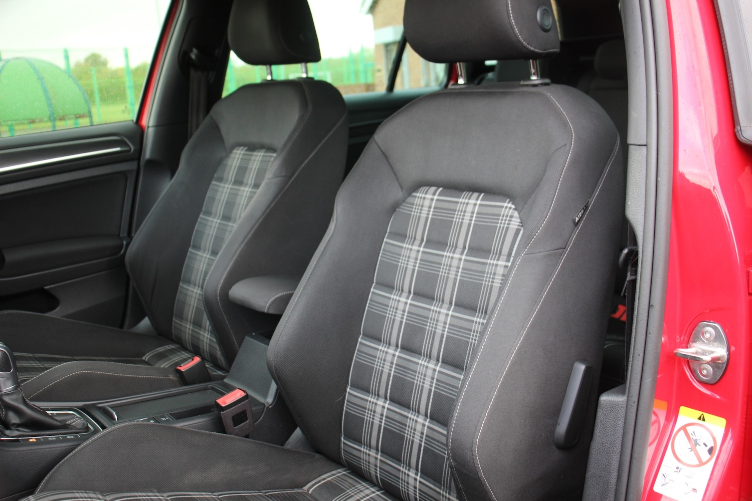 Used Volkswagen Golf 2018 for sale - 76311443: Photo 32