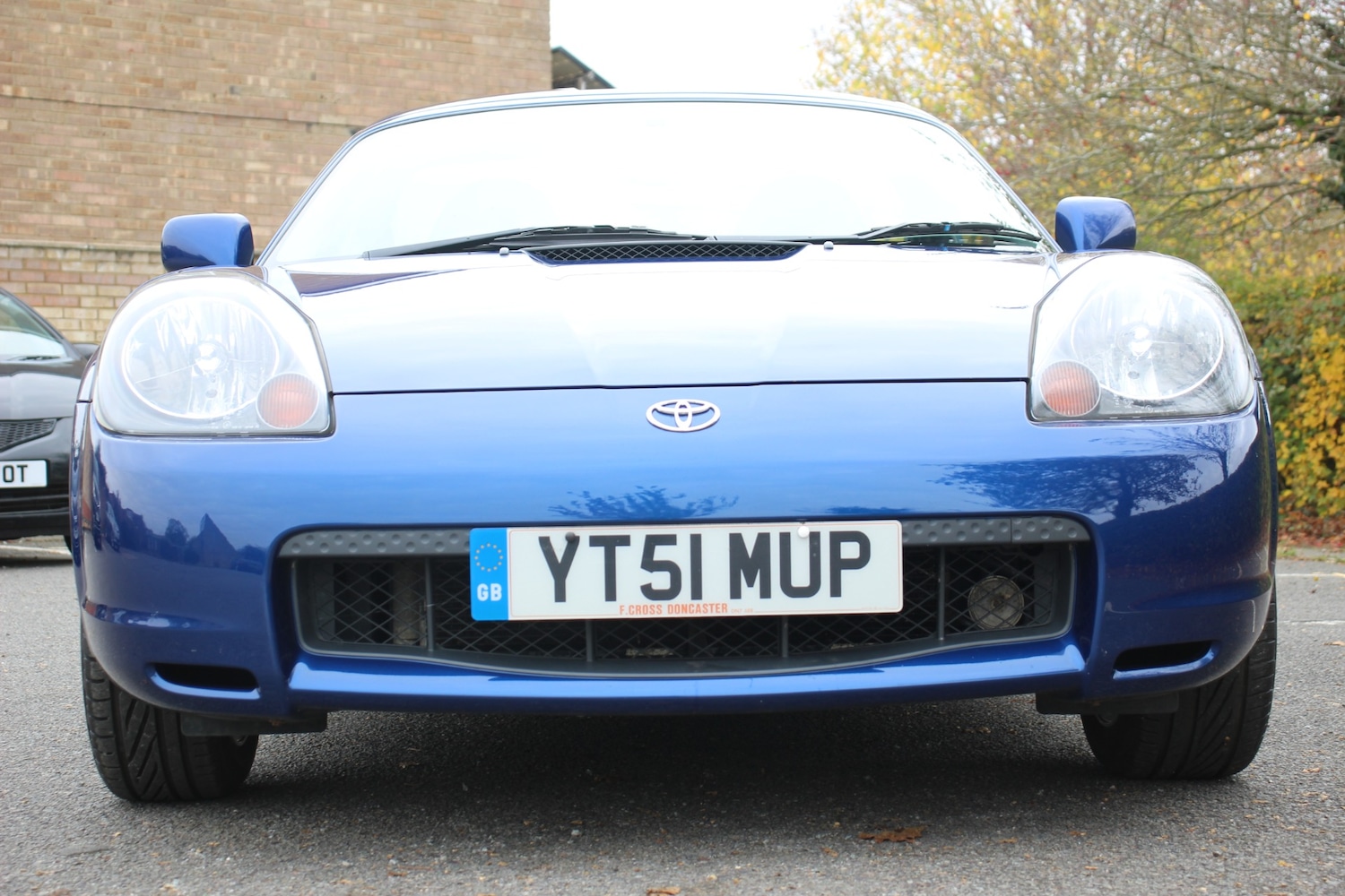 Used Toyota MR2 2001 for sale - 76144400: Photo 2