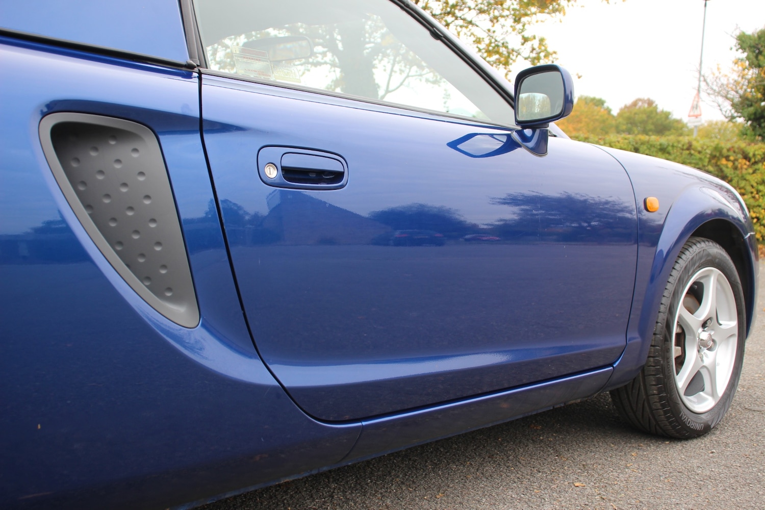 Used Toyota MR2 2001 for sale - 76144400: Photo 23