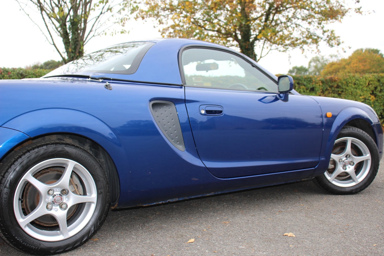 Used Toyota MR2 2001 for sale - 76144400: Photo 27