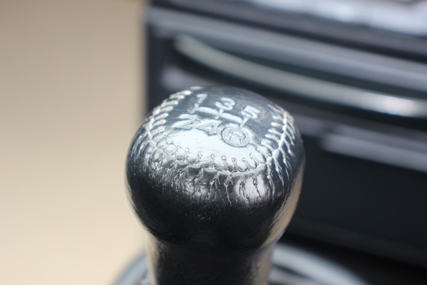 Used Toyota MR2 2001 for sale - 76144400: Photo 37