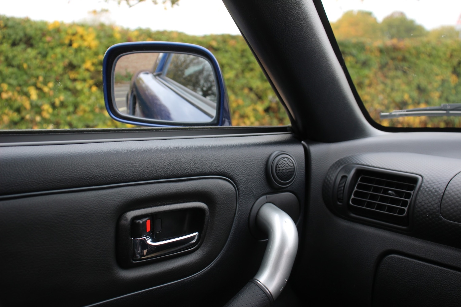 Used Toyota MR2 2001 for sale - 76144400: Photo 38