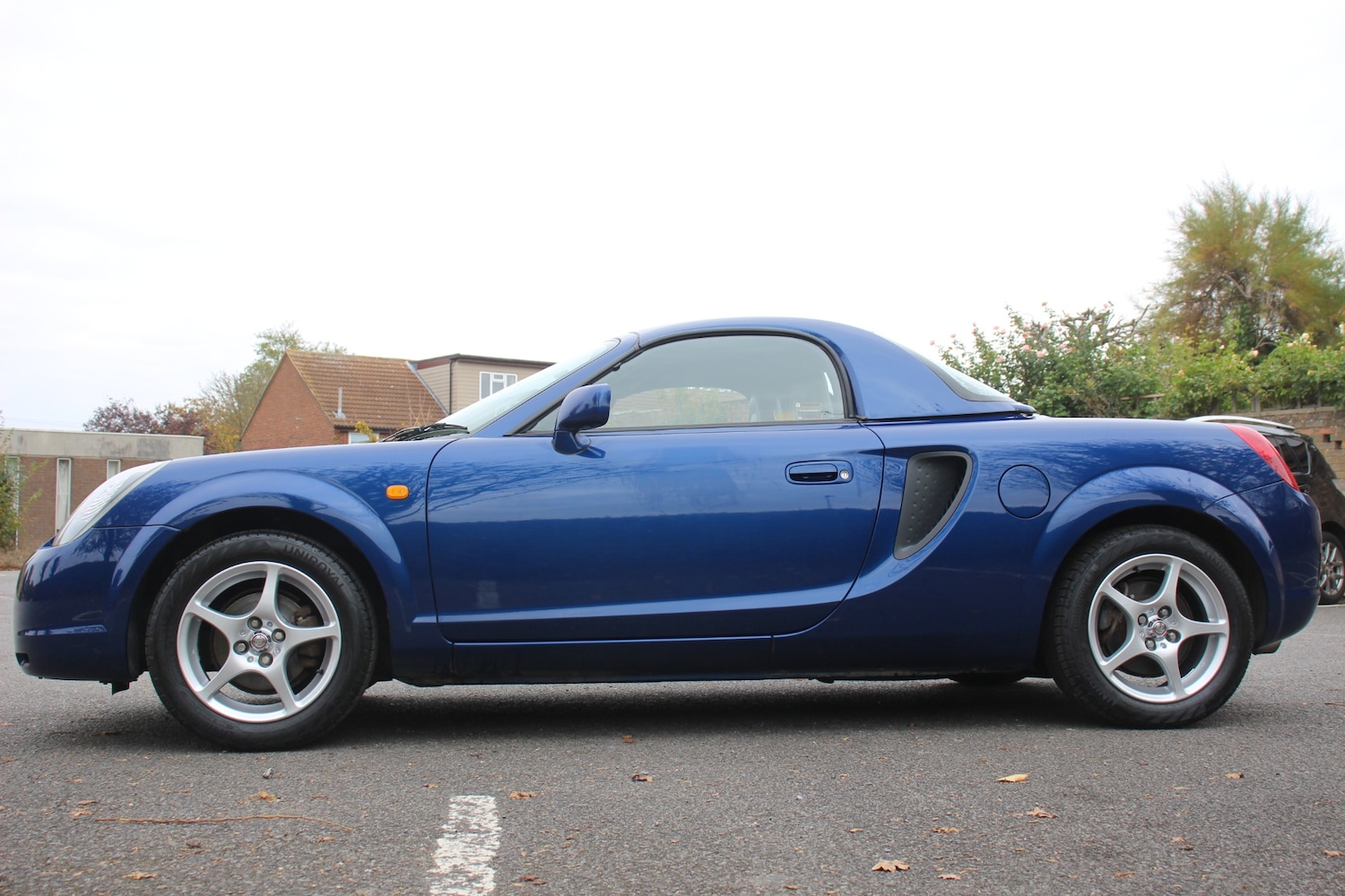 Used Toyota MR2 2001 for sale - 76144400: Photo 6