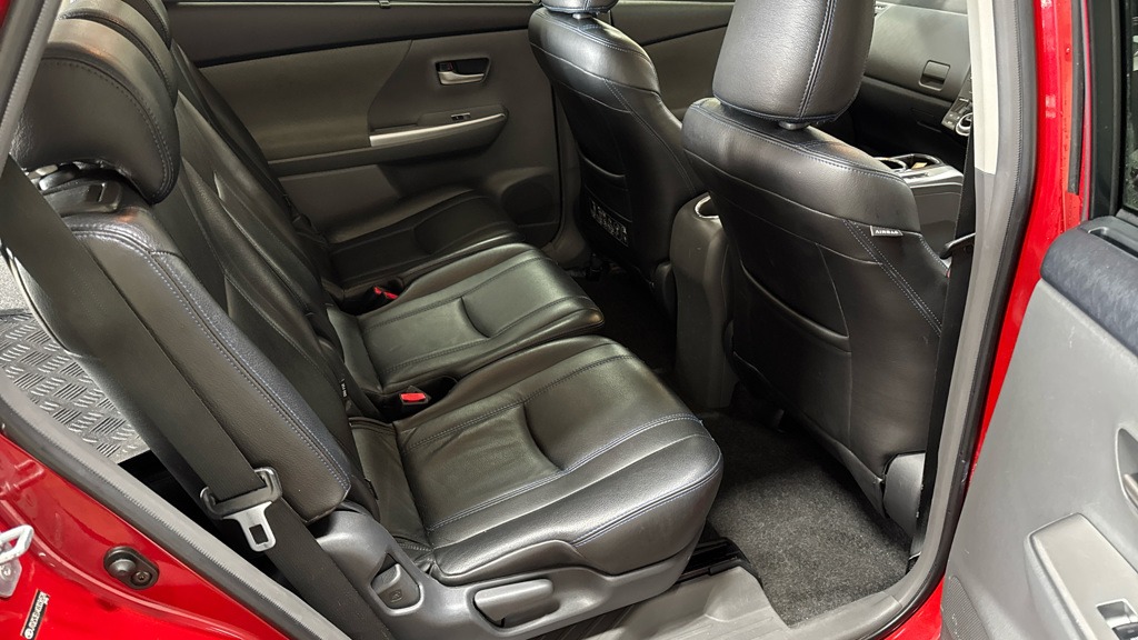 Used Toyota Prius+ 2013 for sale - 77123645: Photo 14