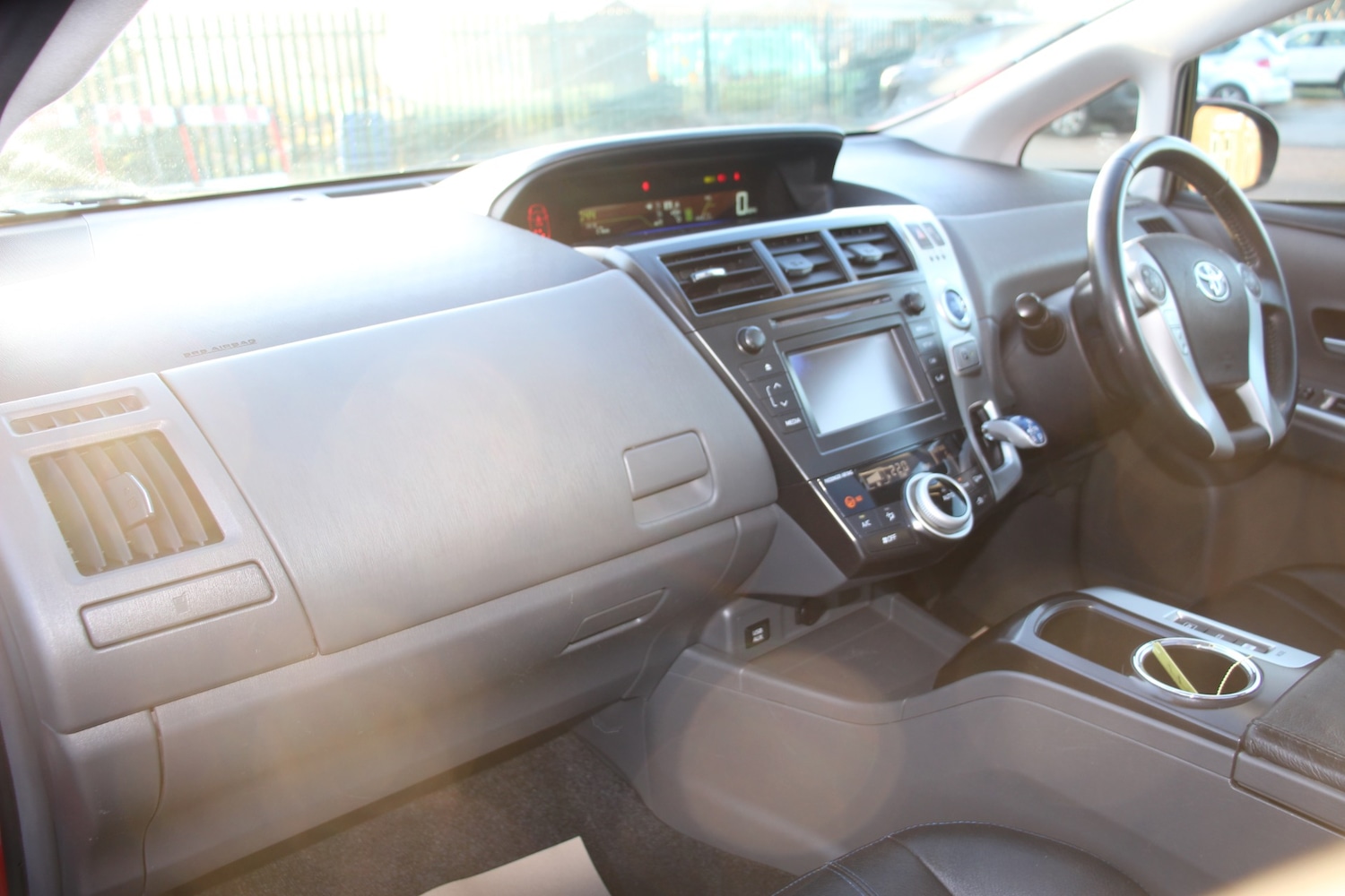 Used Toyota Prius+ 2013 for sale - 77123645: Photo 28