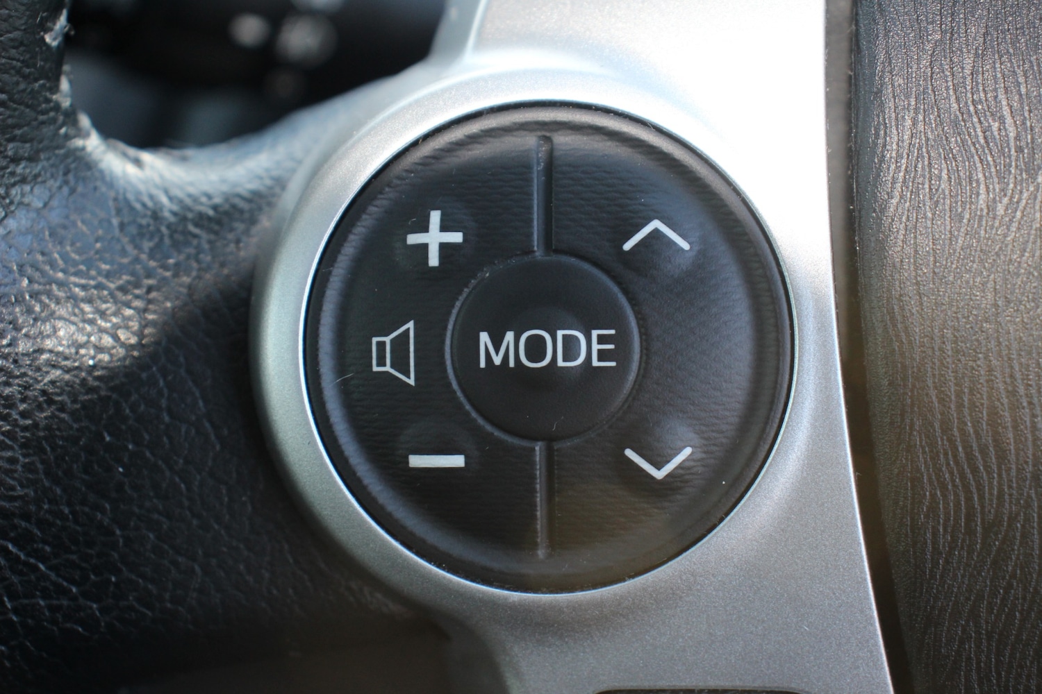 Used Toyota Prius+ 2013 for sale - 77123645: Photo 39