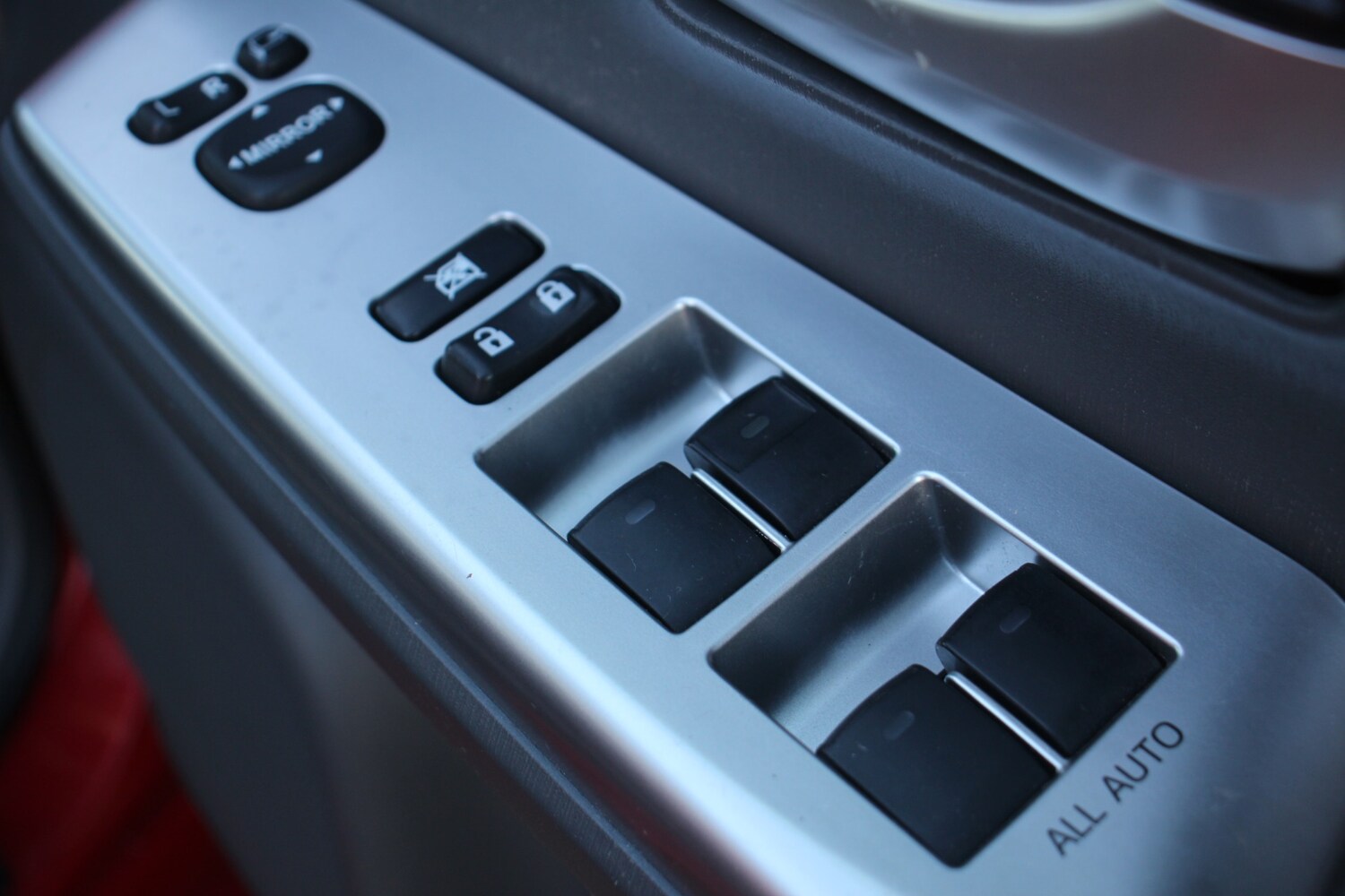 Used Toyota Prius+ 2013 for sale - 77123645: Photo 48