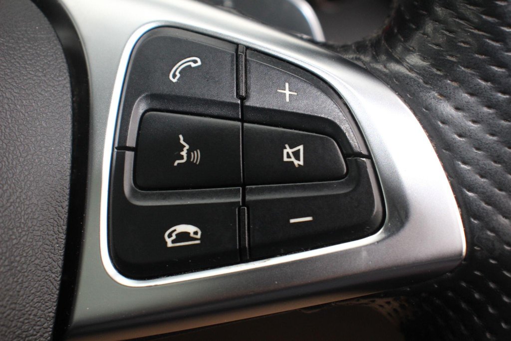 Used Mercedes-Benz GLC 2019 for sale - 78161949: Photo 38