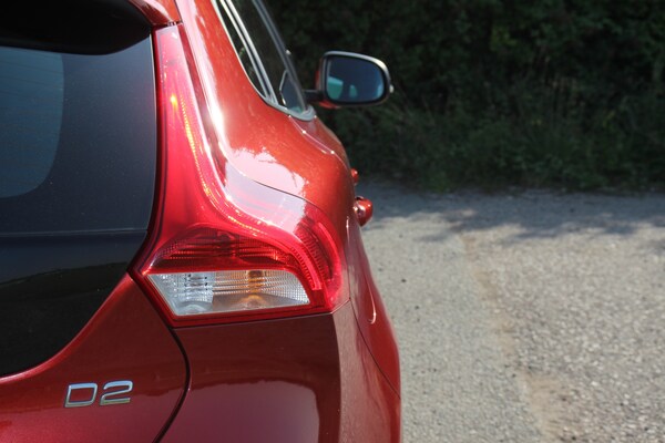 Used Volvo V40 2017 for sale - 75511329: Photo 24