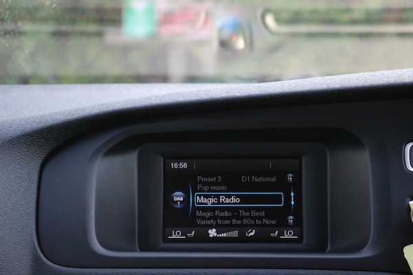 Used Volvo V40 2017 for sale - 75511329: Photo 39