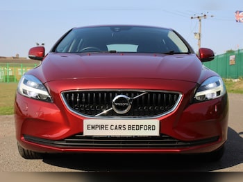 Used Volvo V40 2017 for sale - 75511329: Photo