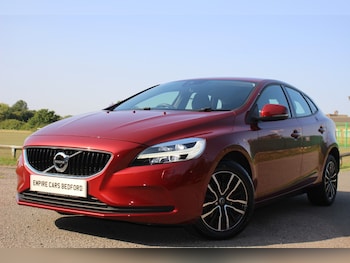 Used Volvo V40 2017 for sale - 75511329: Photo