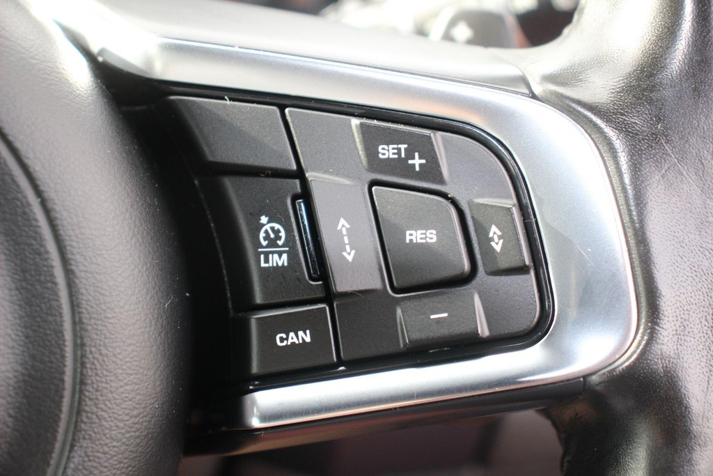 Used Jaguar E-Pace 2018 for sale - 78162002: Photo 41