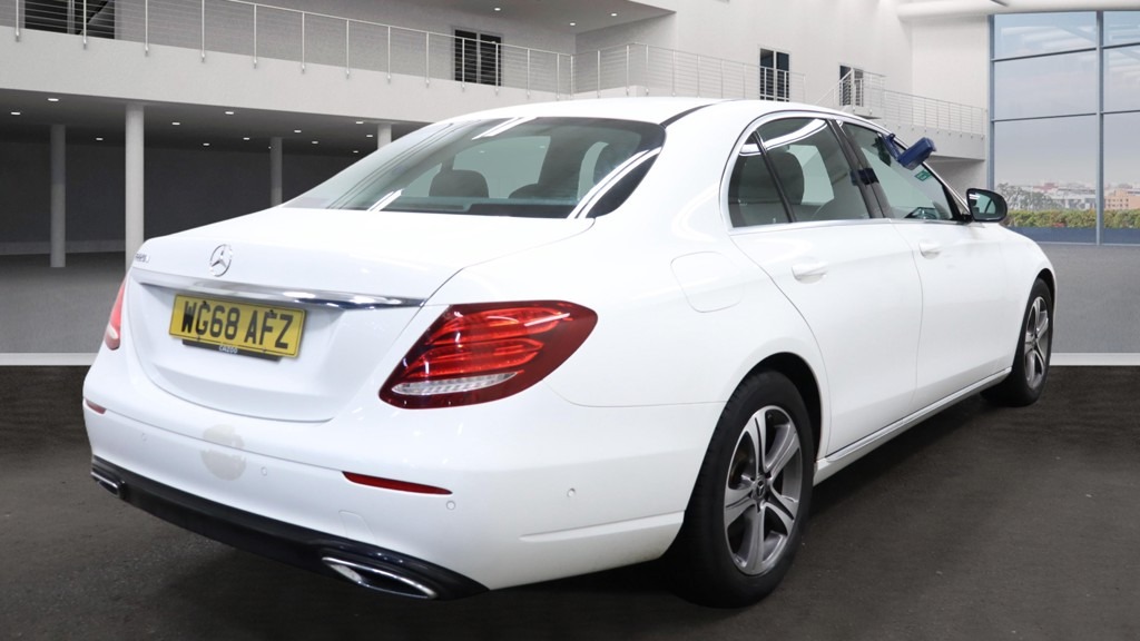 Used Mercedes-Benz E Class 2018 for sale - 77649834: Photo 7