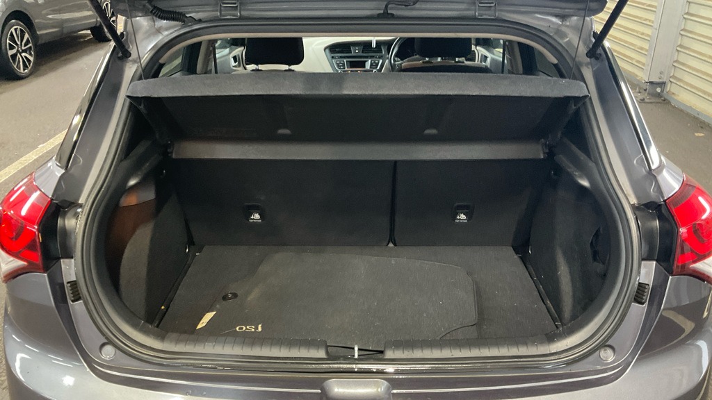 Used Hyundai i20 2015 for sale - 77032638: Photo 13