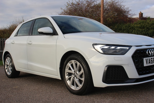 Used Audi A1 2019 for sale - 76265438: Photo 3