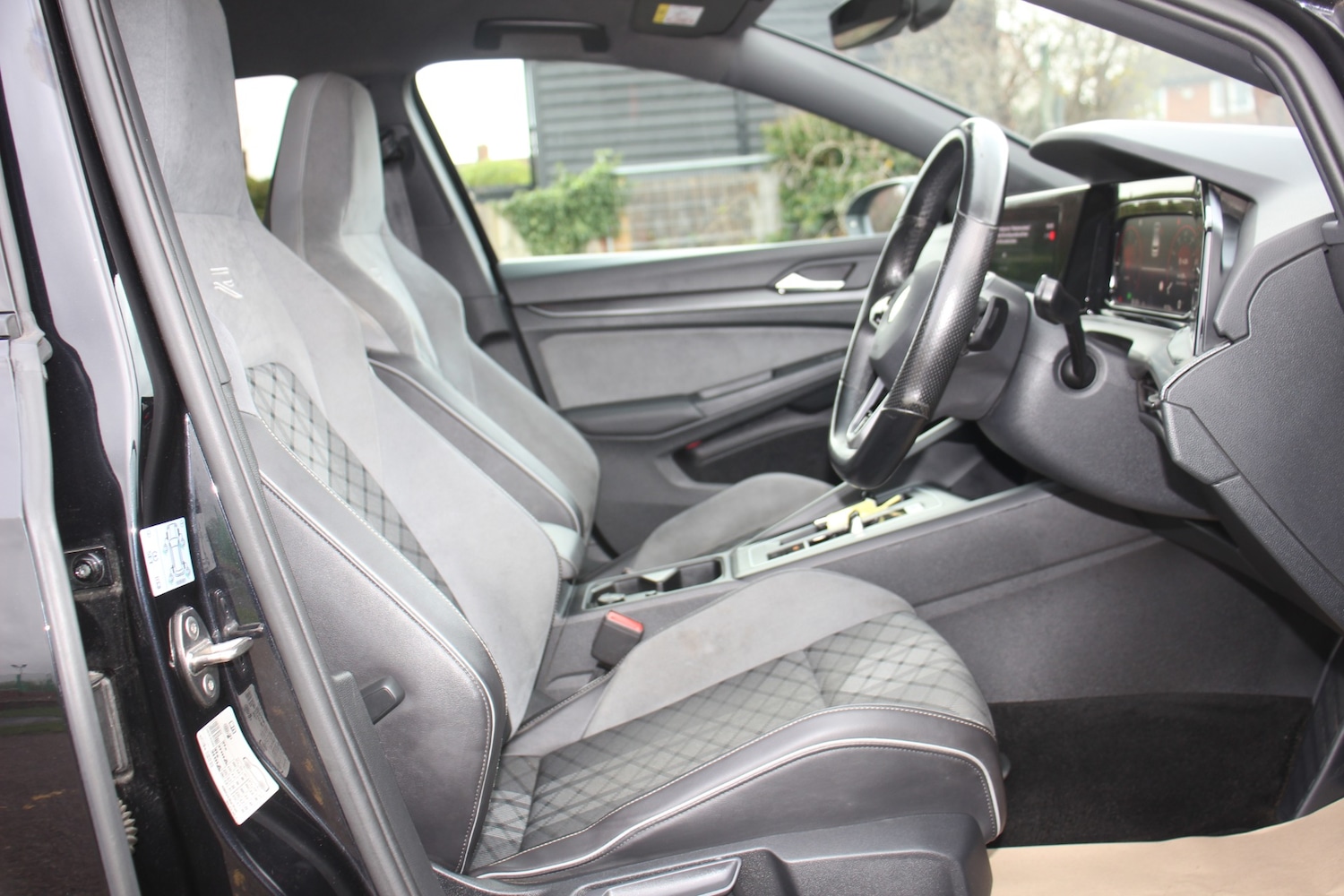 Used Volkswagen Golf 2021 for sale - 76451849: Photo 28