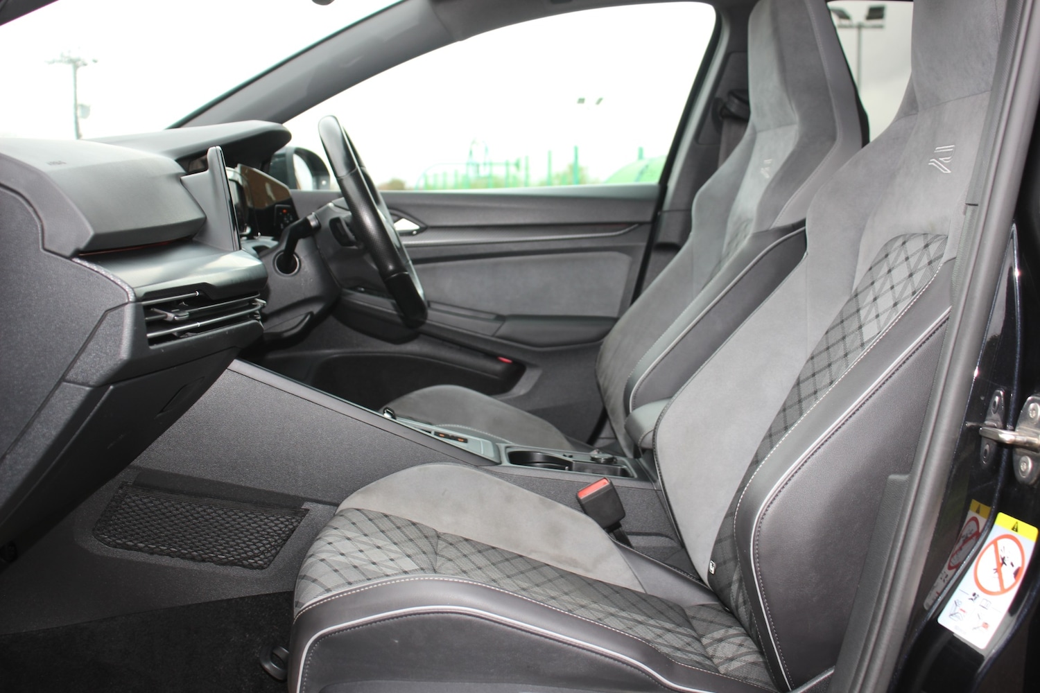 Used Volkswagen Golf 2021 for sale - 76451849: Photo 31