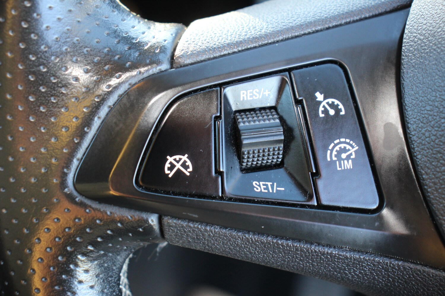 Used Vauxhall Corsa 2018 for sale - 77063225: Photo 37