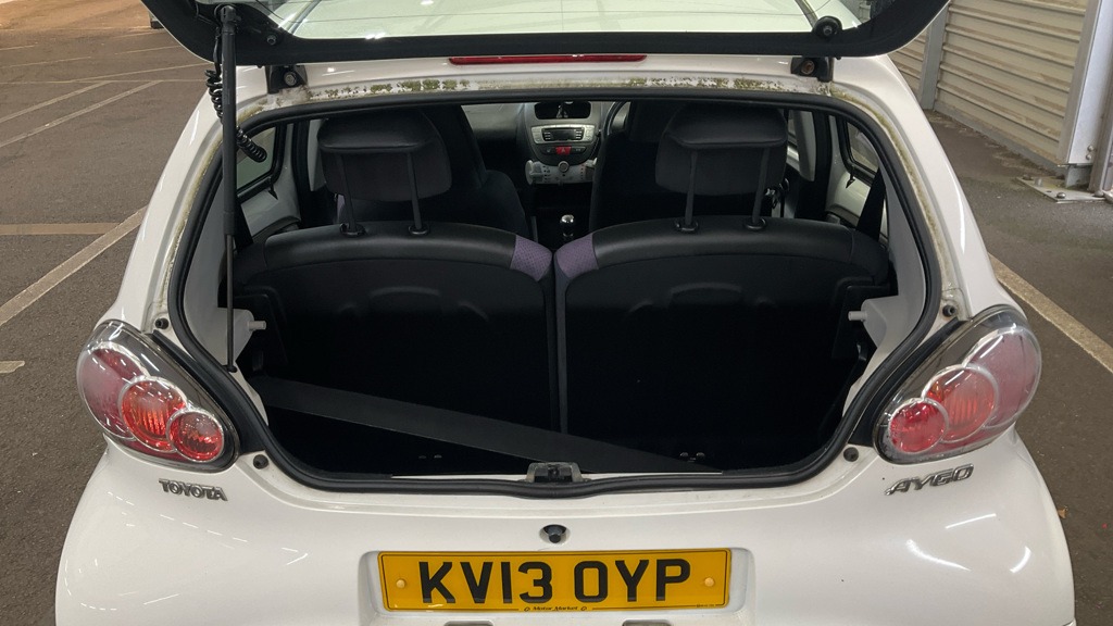 Used Toyota AYGO 2013 for sale - 77846247: Photo 13
