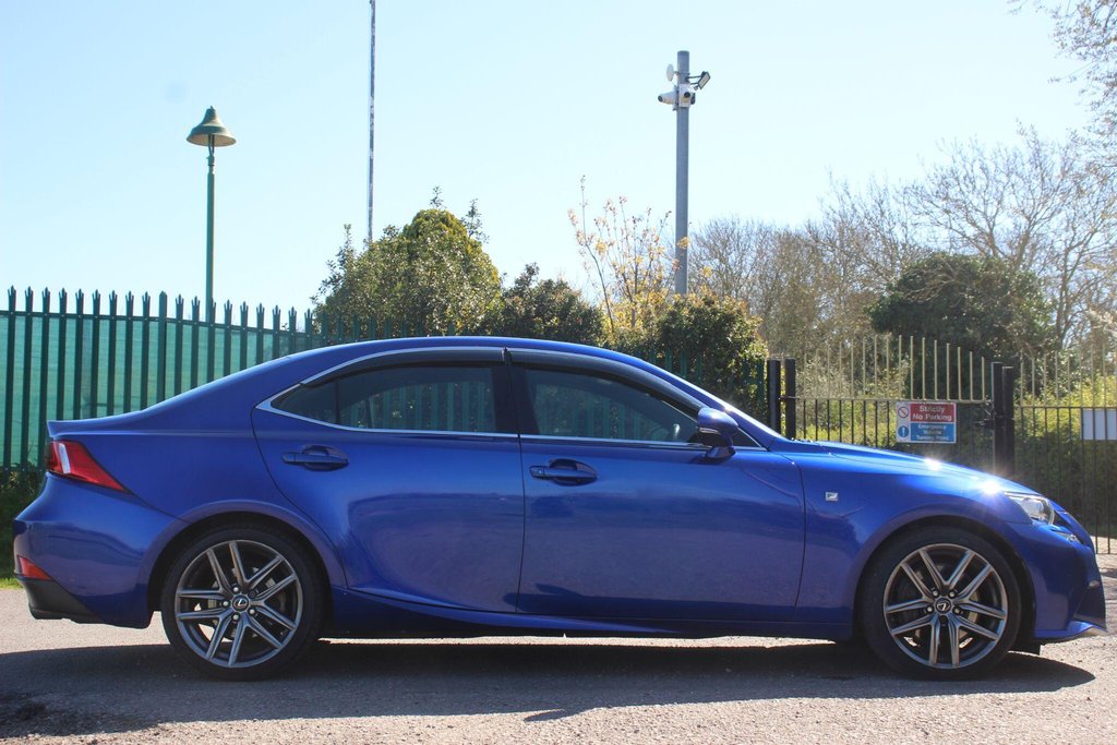 Used Lexus IS 2016 for sale - 78162013: Photo 9