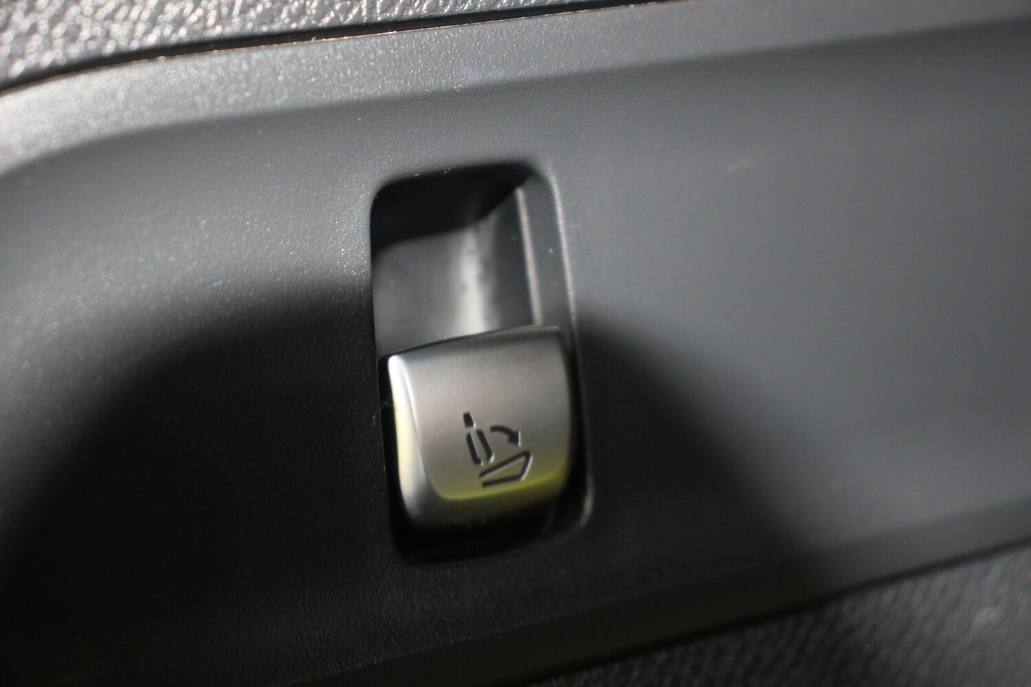 Used Mercedes-Benz EQC 2021 for sale - 77259356: Photo 62