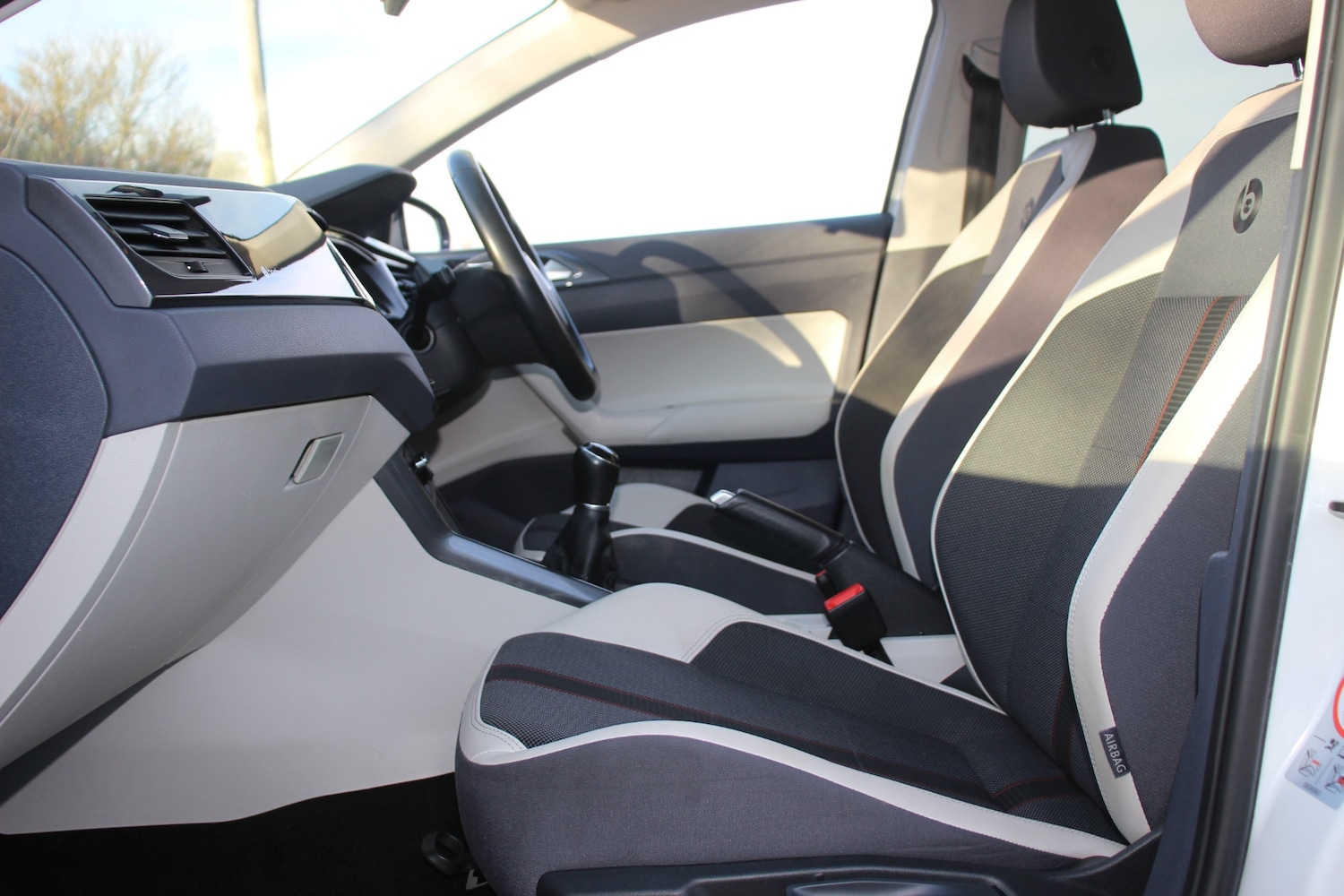 Used Volkswagen Polo 2021 for sale - 77135943: Photo 30