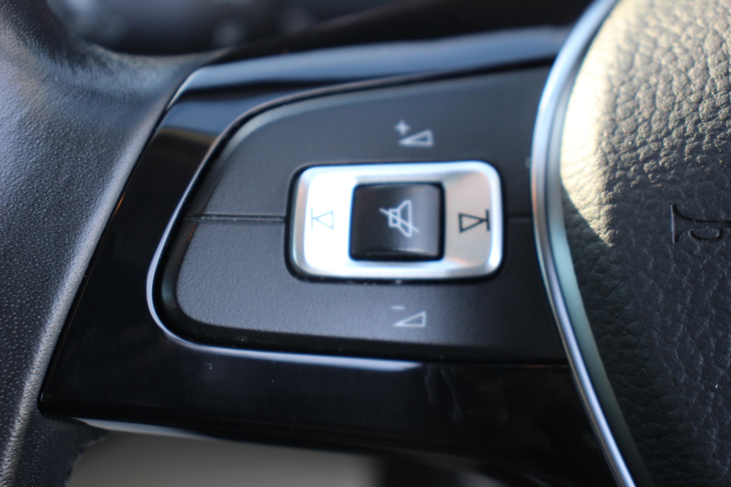 Used Volkswagen Polo 2021 for sale - 77135943: Photo 38