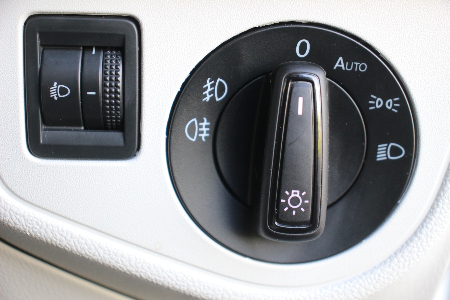 Used Volkswagen Polo 2021 for sale - 77135943: Photo 51