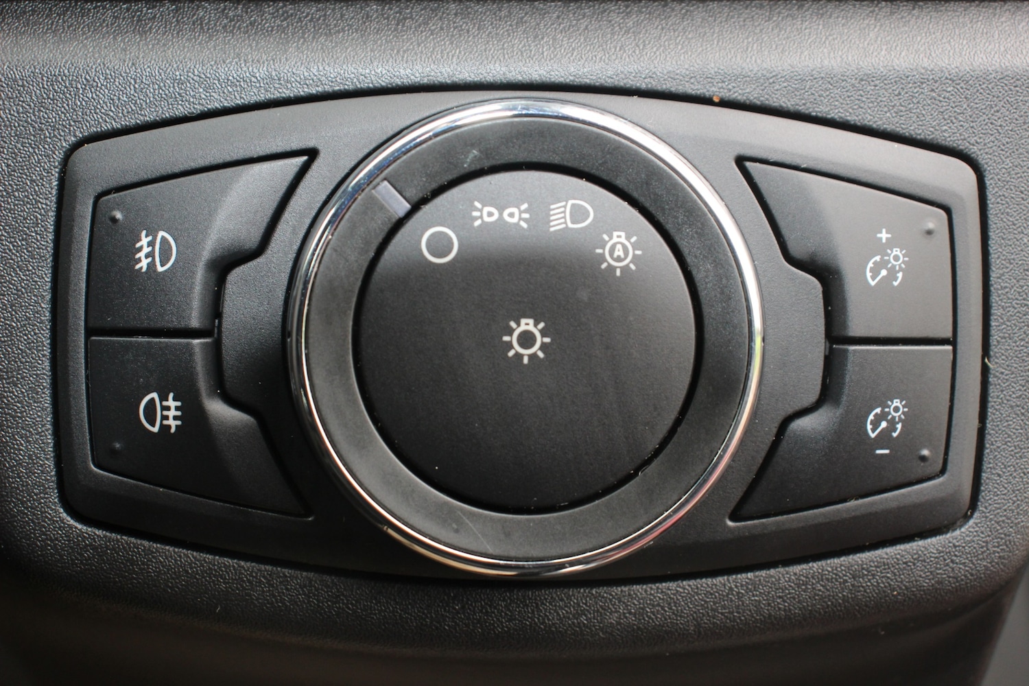 Used Ford Mondeo 2017 for sale - 77220216: Photo 49