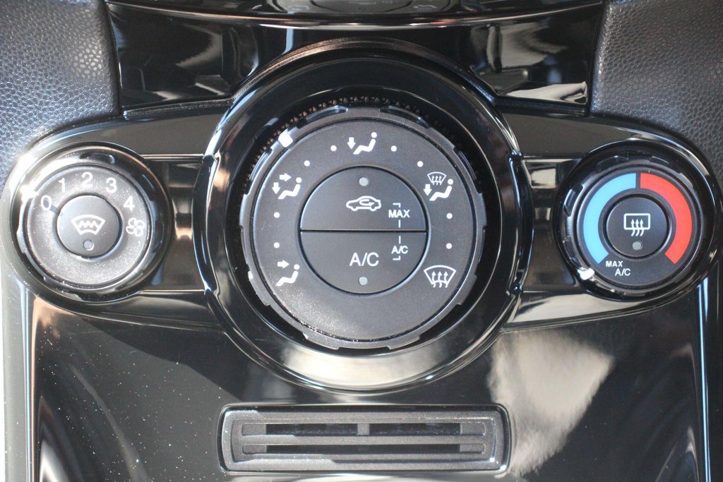 Used Ford Fiesta 2017 for sale - 78162023: Photo 43